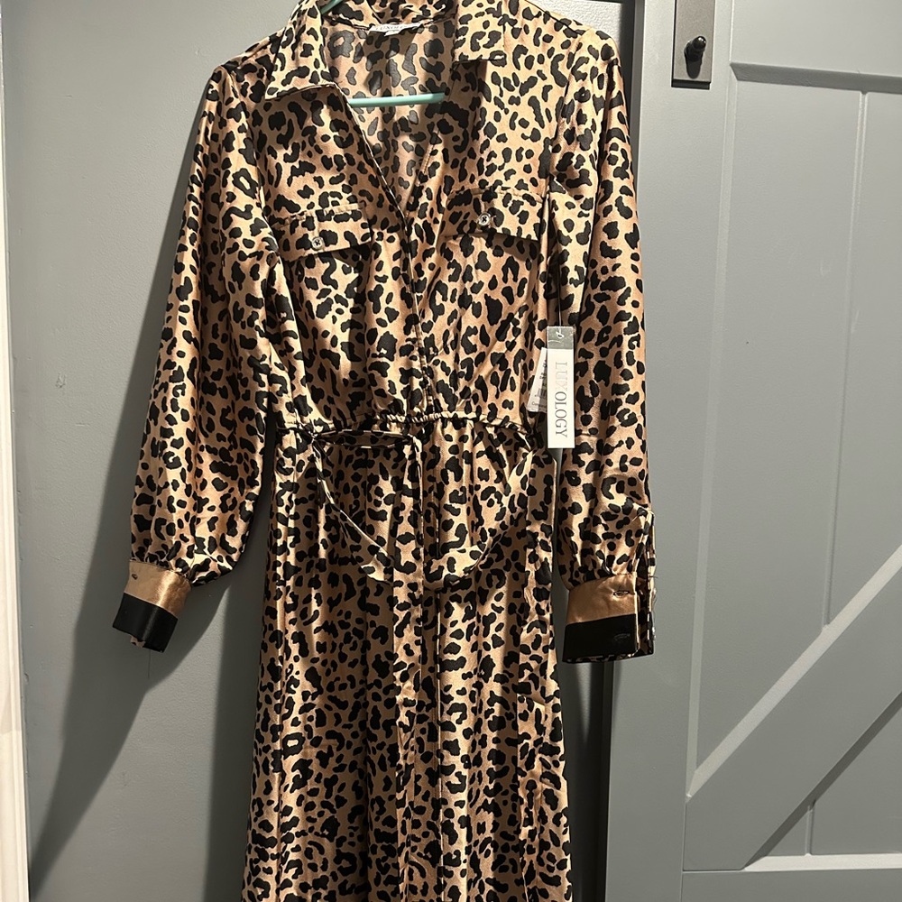 NWT Luxology Animal Print Dress